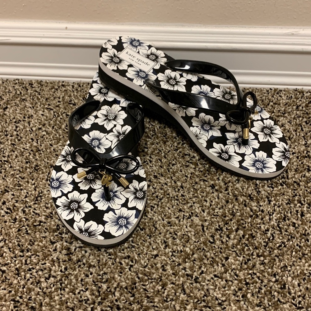 Kate Spade BowTie flip flops